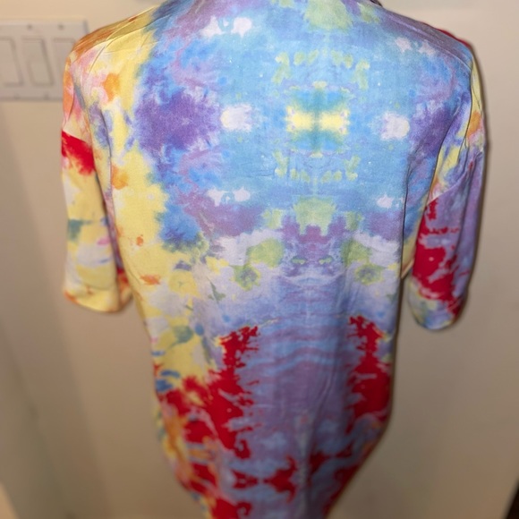 Forever 21 Tie Dye short sleeve button up Men’s Shirt Top Colorful - Picture 3 of 7